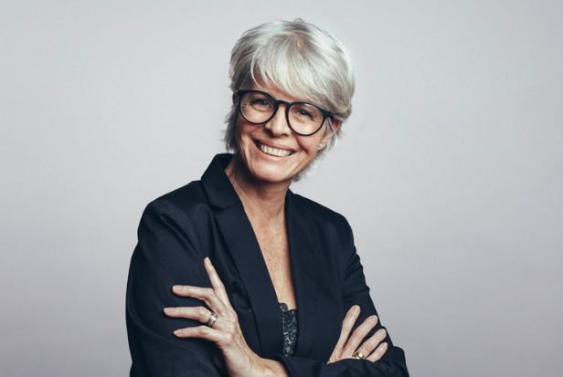 corte corto capas mujer 60